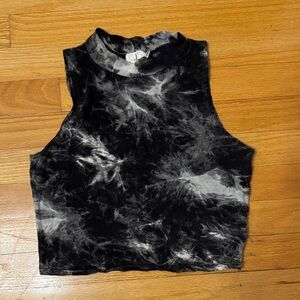 one clothing Black & Gray Tie-Dye Sleeveless Mock Neck Crop Top